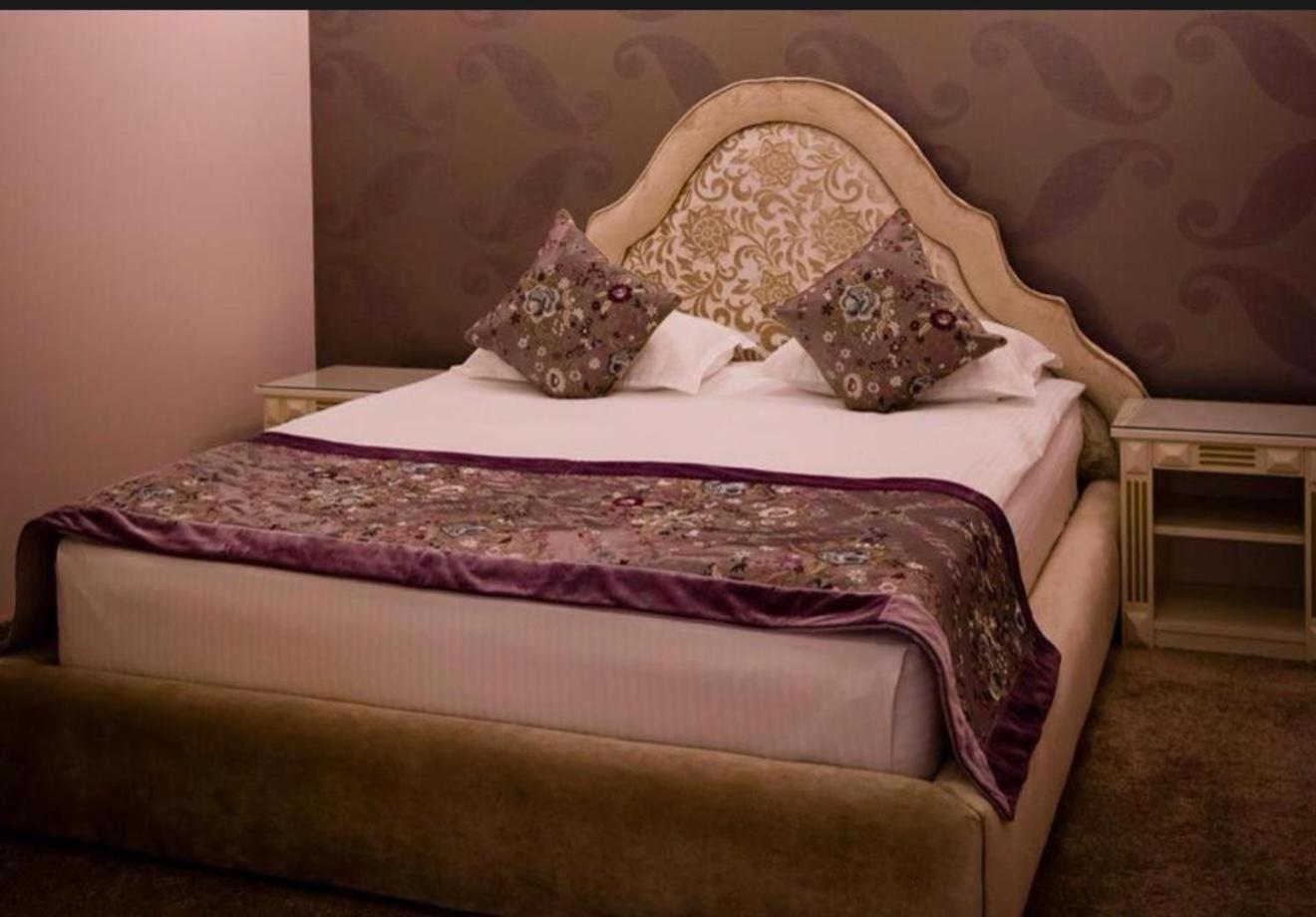 Hotel Goya Collection Târgu Jiu Eksteriør bilde