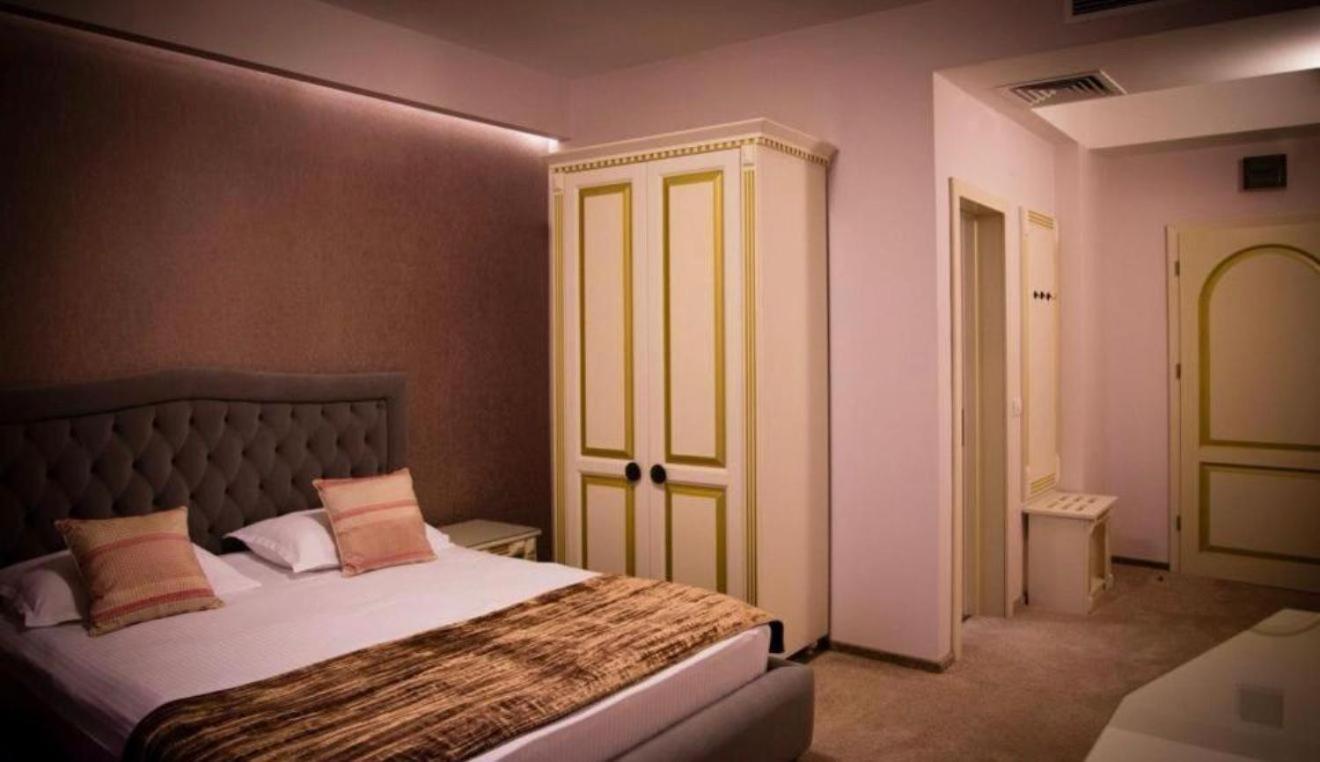 Hotel Goya Collection Târgu Jiu Eksteriør bilde