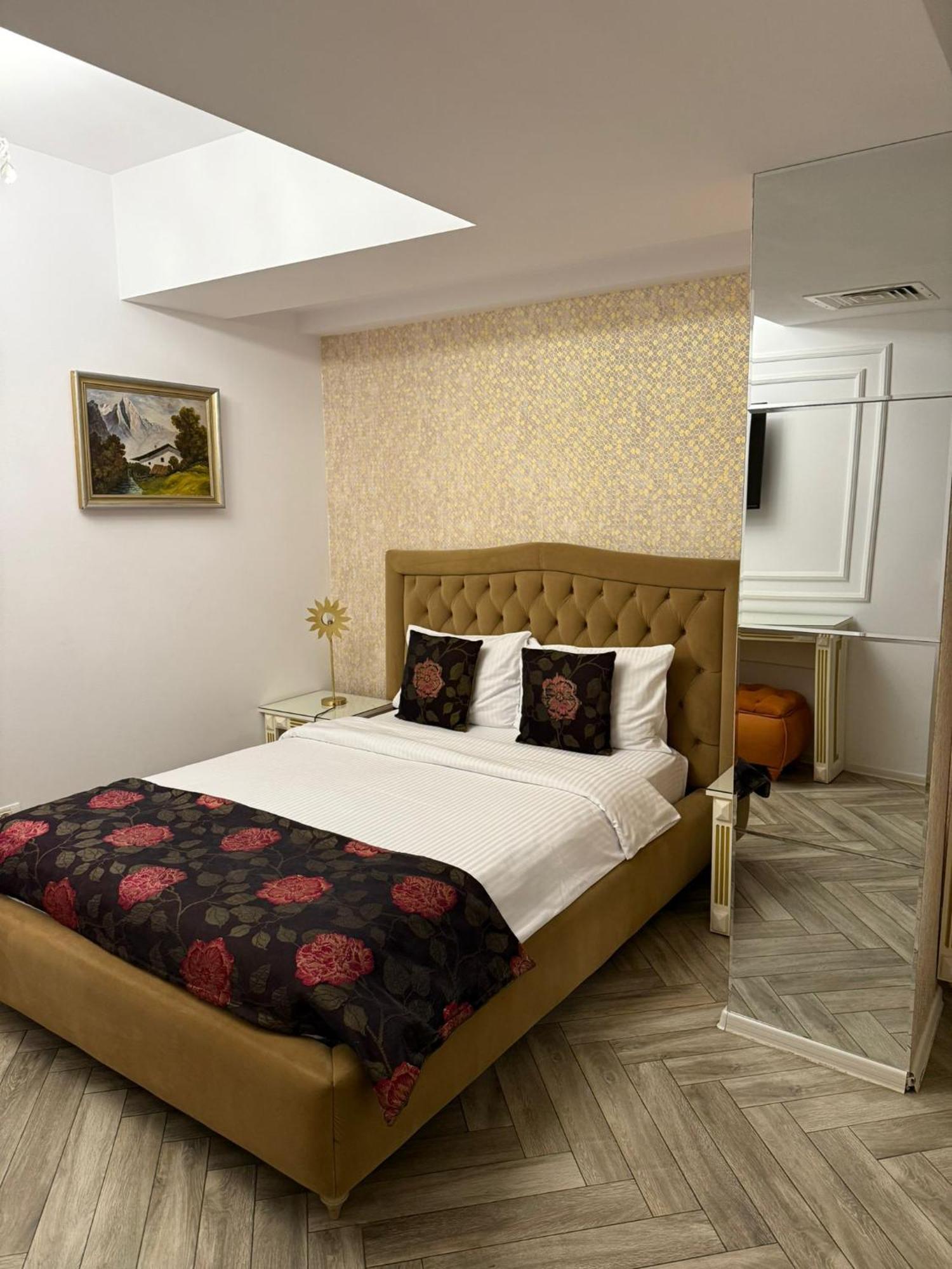 Hotel Goya Collection Târgu Jiu Eksteriør bilde